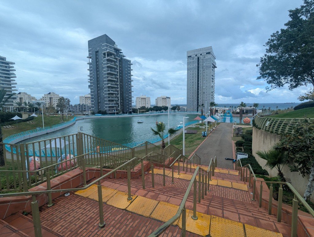 Ashdod — La Méditerranée, une communauté chaleureuse, une ville où construire son avenir